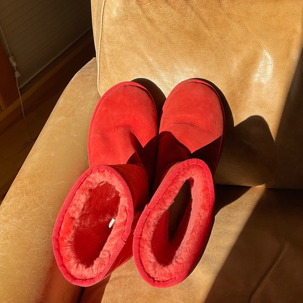 UGG Red Women's Slippers